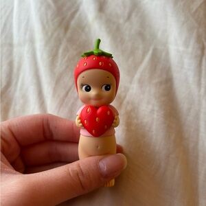 Sonny Angel Strawberry Love Series Strawberry